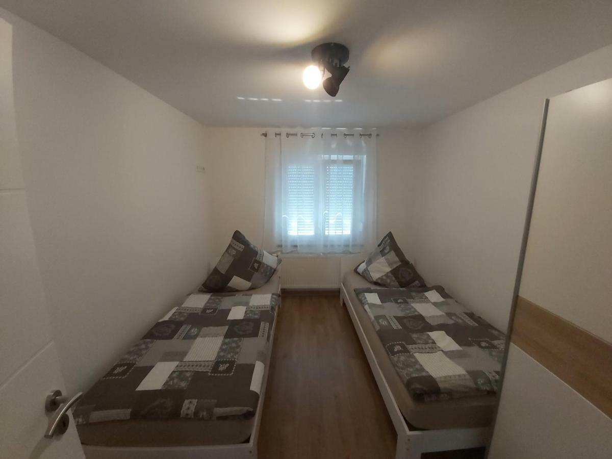 Apartment Claudia Sinsheim Eksteriør billede