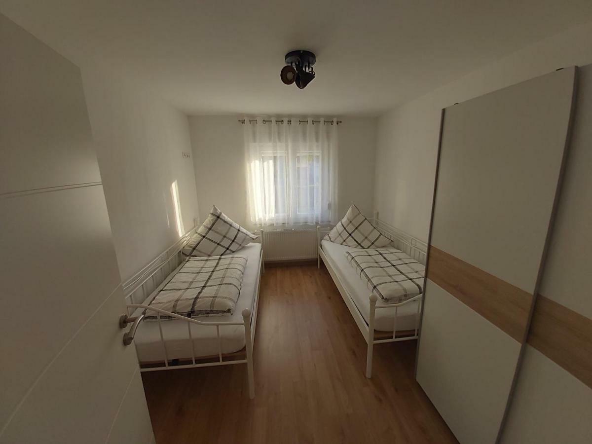 Apartment Claudia Sinsheim Eksteriør billede